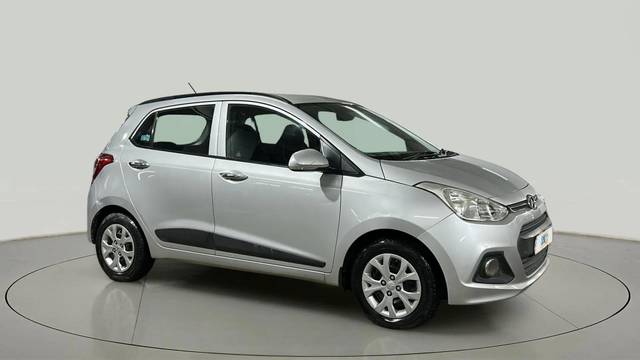 https://images10.gaadi.com/usedcar_image/4602255/original/3911537641bde7434837481cc4be1a2b.jpg?imwidth=6400