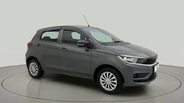https://images10.gaadi.com/usedcar_image/4602257/original/9ec3e7a7c4a12fddcfac4acf77f7dfaa.jpg?imwidth=6400