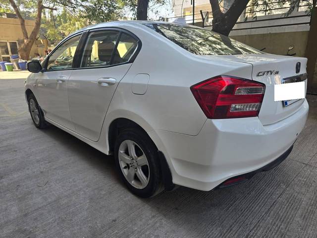 https://images10.gaadi.com/usedcar_image/4602267/original/processed_41690632-b394-4f46-b97a-f3ae1f30ffe2.jpg?imwidth=6402
