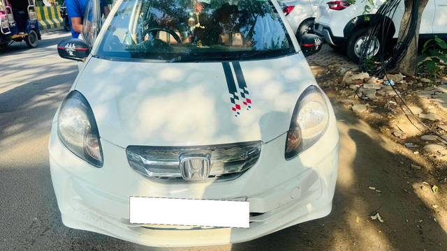 https://images10.gaadi.com/usedcar_image/4602282/original/processed_96ba249b-c7a8-4548-9e5e-5148099d018a.jpg?imwidth=6400