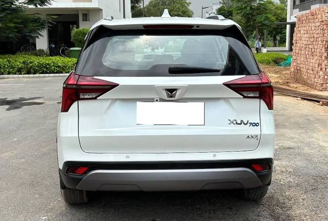 https://images10.gaadi.com/usedcar_image/4602364/original/processed_1fde213f-a9be-4dee-8915-b070b5ff2364.jpeg?imwidth=6402