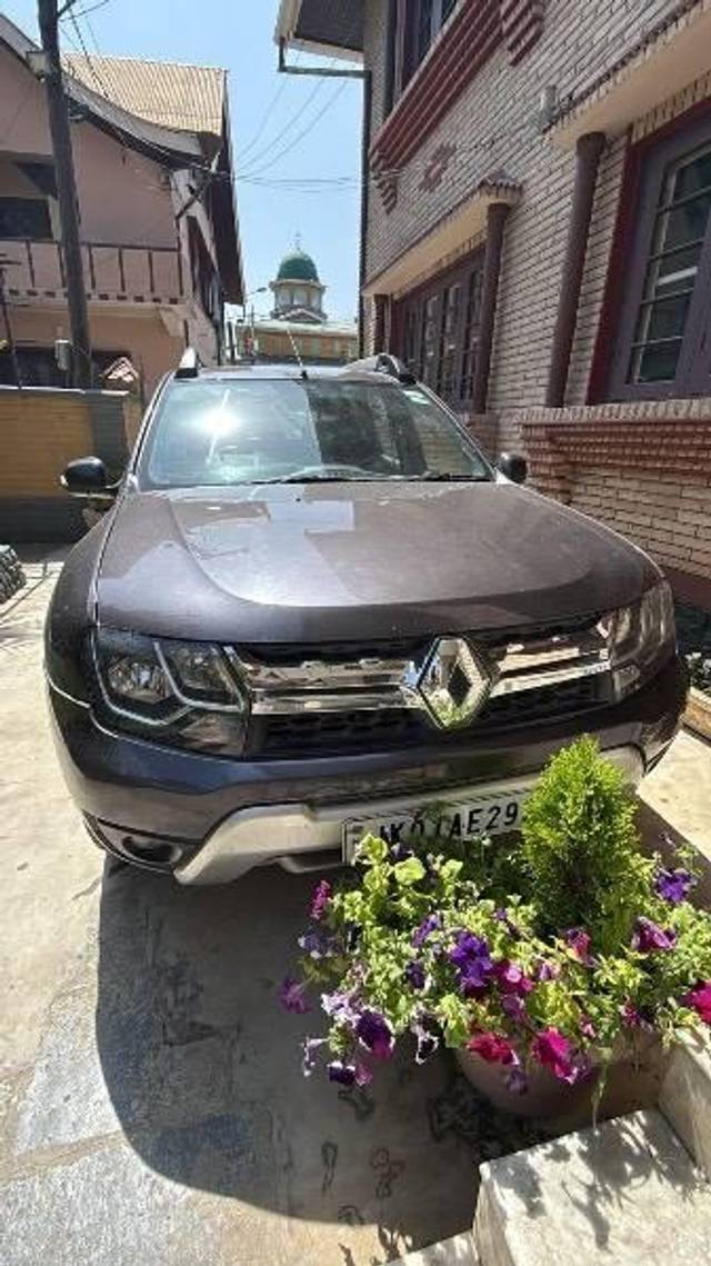 https://images10.gaadi.com/usedcar_image/4602383/original/processed_dc790b75-ba76-4c89-a2bc-c01cea370370.jpeg?imwidth=6400