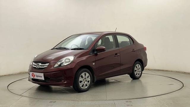 https://images10.gaadi.com/usedcar_image/4602403/original/b04aa8615be19aaf7f001fe5dff58ce4.JPG?imwidth=6400