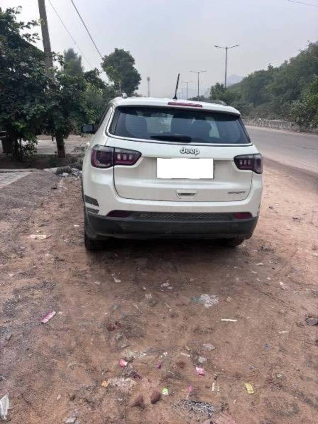 https://images10.gaadi.com/usedcar_image/4602431/original/processed_4990b135-59ee-4720-a6d4-6d3ac27b3a19.jpeg?imwidth=6401