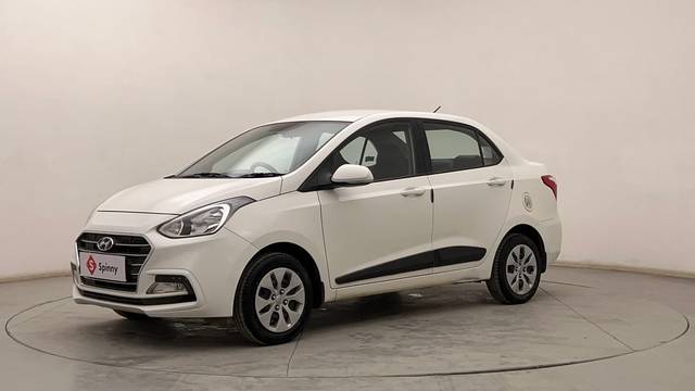 https://images10.gaadi.com/usedcar_image/4602460/original/7a02ea66af5e13f4ee8608cc6eebc0c6.JPG?imwidth=6400