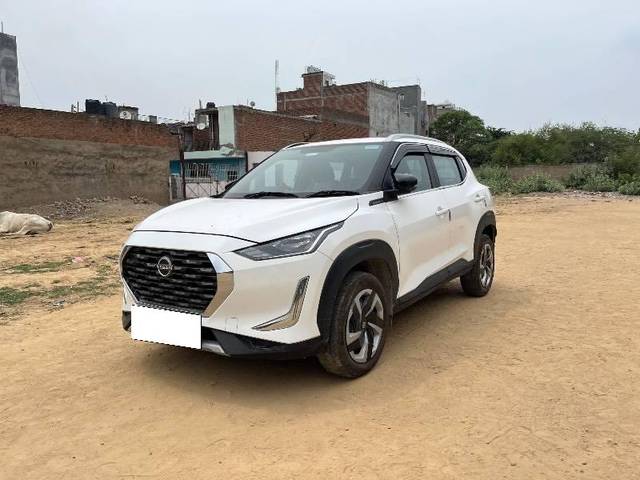 https://images10.gaadi.com/usedcar_image/4602502/original/processed_d6578f0f-5e7e-4cd9-9e79-9e35b7890f61.jpeg?imwidth=6402