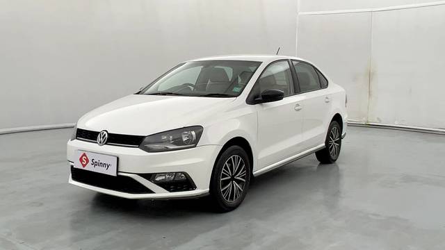 https://images10.gaadi.com/usedcar_image/4602518/original/eb2ee8b78b1267132c4f821295b9e455.JPG?imwidth=6400
