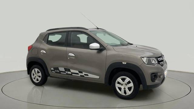 https://images10.gaadi.com/usedcar_image/4602525/original/b9af2c9784209231a0257978e49f0b12.jpg?imwidth=6400