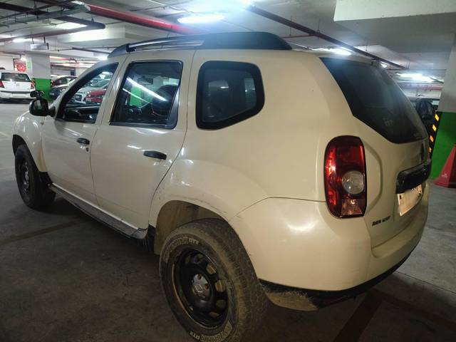 https://images10.gaadi.com/usedcar_image/4602567/original/processed_8c0b5e312e04f7f19f59310b7f94a1c5.jpg?imwidth=6402