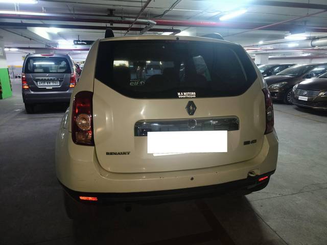 https://images10.gaadi.com/usedcar_image/4602567/original/processed_9afd1315d346976951681fa1924decc1.jpg?imwidth=6401