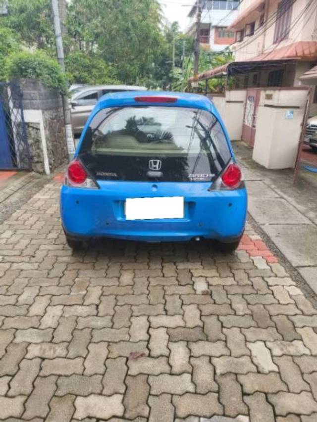 https://images10.gaadi.com/usedcar_image/4602569/original/processed_48deac2f-86f0-4307-9fec-de7252f1773f.jpg?imwidth=6401