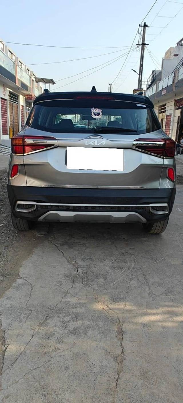 https://images10.gaadi.com/usedcar_image/4602593/original/processed_83950557-662a-4b8e-9224-fce5bda1345d.jpg?imwidth=6402