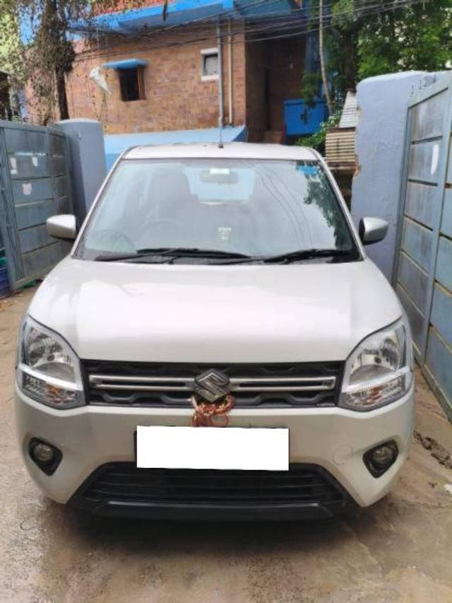 https://images10.gaadi.com/usedcar_image/4602603/original/processed_1fa14ca6-1e90-4221-ae6b-37b2bb649c51.jpg?imwidth=6400