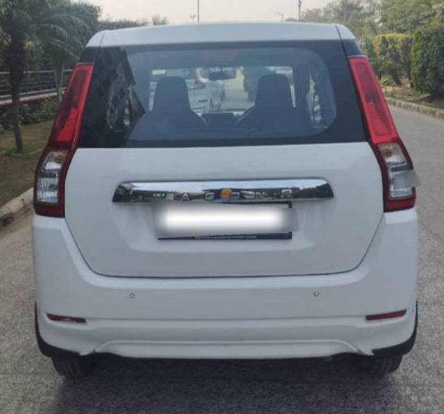 https://images10.gaadi.com/usedcar_image/4602618/original/f5b87b1aedb2234432996c8e2a1cca85.png?imwidth=6401