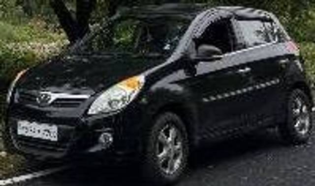 https://images10.gaadi.com/usedcar_image/4602671/original/processed_2bbc807e-c7b9-43d8-9085-102c521c959b.jpeg?imwidth=6401