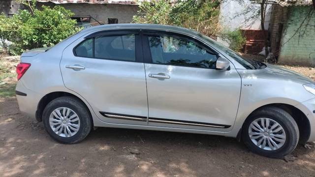 https://images10.gaadi.com/usedcar_image/4602700/original/processed_b6783a74-6658-417d-8e93-9efcea49e274.jpg?imwidth=6401