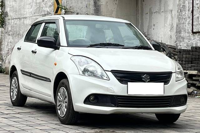 https://images10.gaadi.com/usedcar_image/4602710/original/processed_c8c6bb9a21b5fcea32d56d005e9c181b.jpeg?imwidth=6400