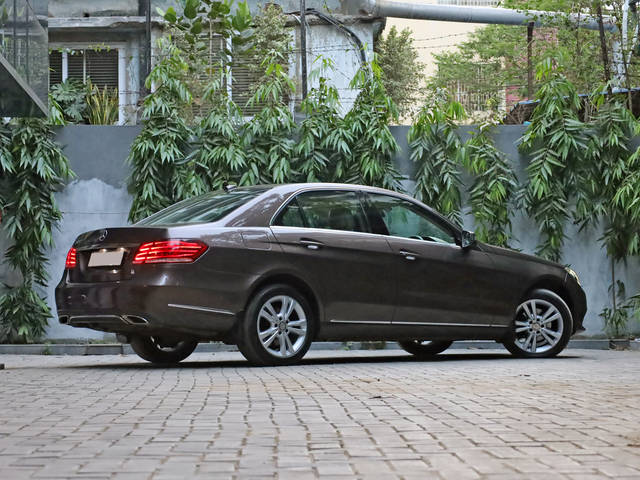 https://images10.gaadi.com/usedcar_image/4602748/original/50c1b961dacd0767b06c41b36a5c540c.jpg?imwidth=6402