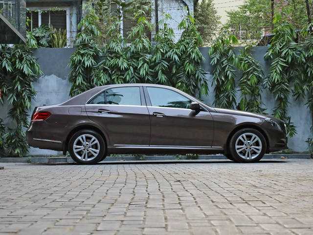 https://images10.gaadi.com/usedcar_image/4602748/original/60bf06cd91b4990ce4bf733c3d132997.jpg?imwidth=6401