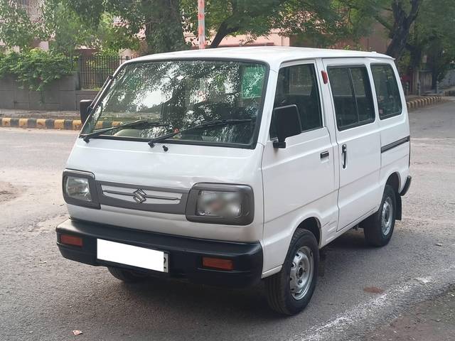 https://images10.gaadi.com/usedcar_image/4602762/original/processed_1d5c0d7df6a3c88cba5f7de260088f14.jpg?imwidth=6402