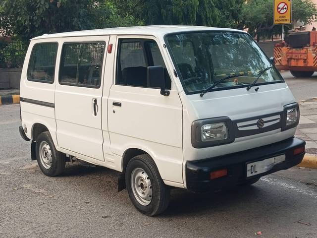 https://images10.gaadi.com/usedcar_image/4602762/original/processed_9e0b4cc2c5961b61818551916ef069f2.jpg?imwidth=6400