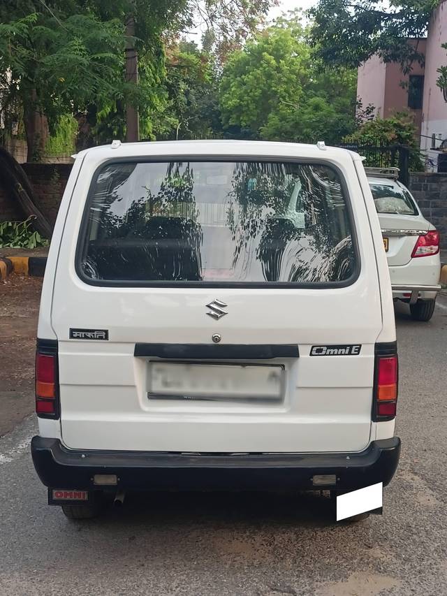 https://images10.gaadi.com/usedcar_image/4602762/original/processed_a49ea15fc9507252d92585287c0b9d6d.jpg?imwidth=6401