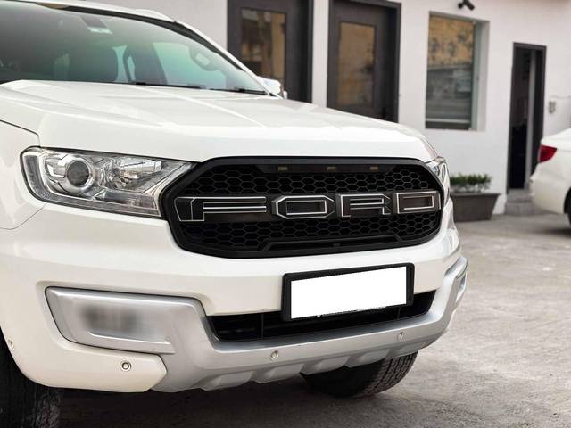 https://images10.gaadi.com/usedcar_image/4602782/original/processed_0f2d689ae30b2b17e00b75e1d11fceaa.jpg?imwidth=6400