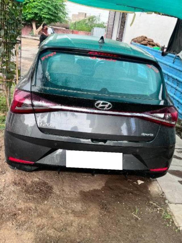 https://images10.gaadi.com/usedcar_image/4602785/original/processed_b931620f-faba-49ed-9f46-fede5dfee495.jpg?imwidth=6400