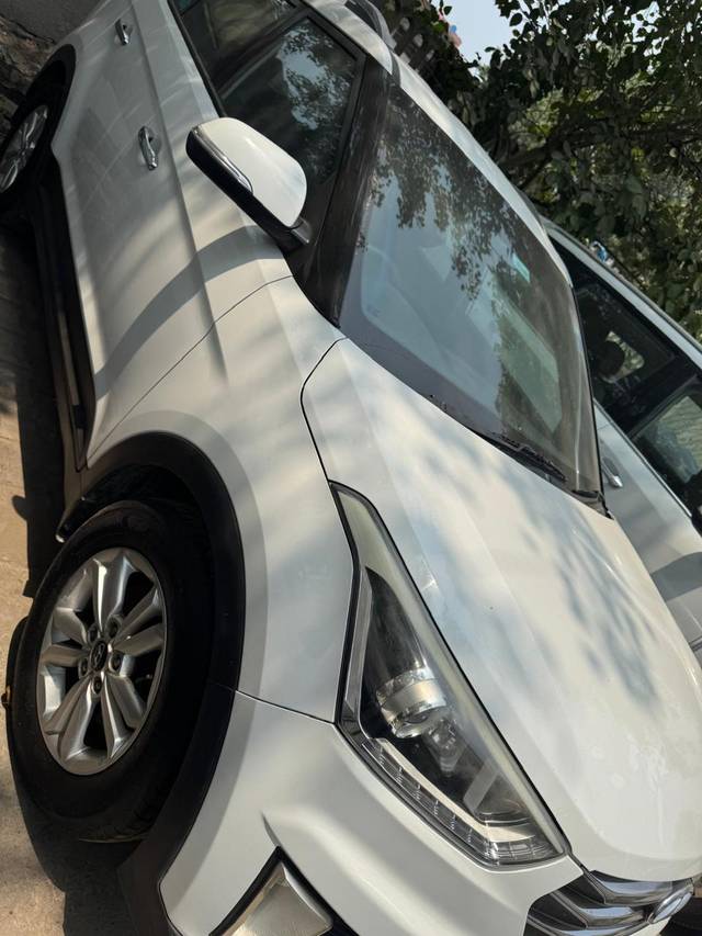 https://images10.gaadi.com/usedcar_image/4602791/original/63e85d52f0a75f895119830b3302ad1f.jpg?imwidth=6400