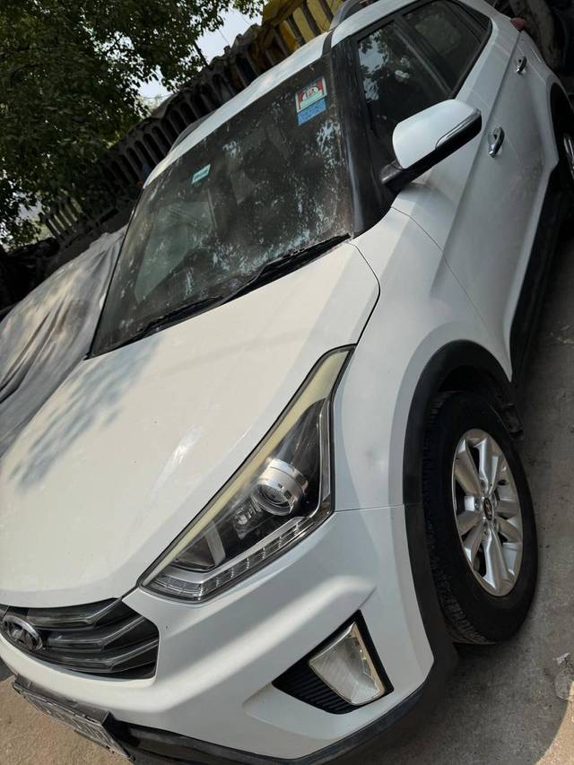 https://images10.gaadi.com/usedcar_image/4602791/original/processed_10e23be1800f190f576bf354bd8efb72.jpg?imwidth=6402