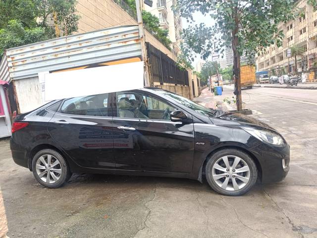 https://images10.gaadi.com/usedcar_image/4602804/original/processed_0c433fb99b756e3586d6215d147dbaed.jpg?imwidth=6402