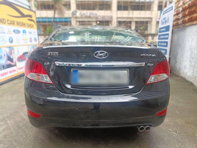 https://images10.gaadi.com/usedcar_image/4602804/original/processed_d50ee49e4d5a62b196431648148223cc.jpg?imwidth=6401