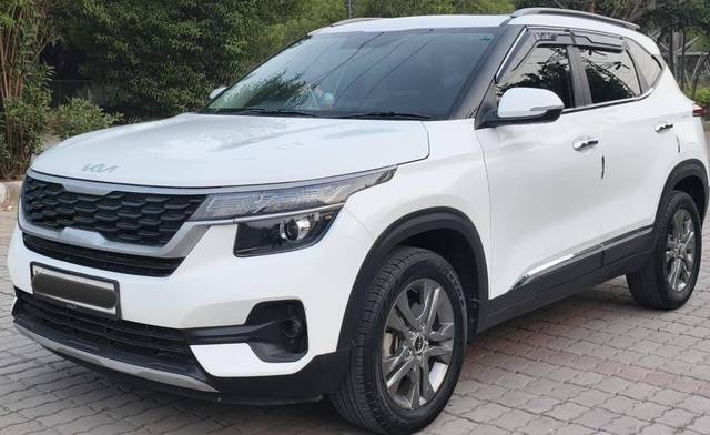 https://images10.gaadi.com/usedcar_image/4602810/original/processed_51f327bc5d9f66e4e91c255d2fb89b6f.jpg?imwidth=6400