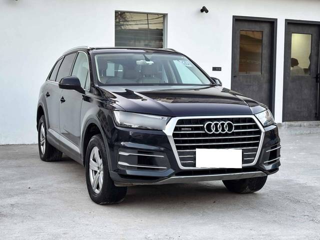https://images10.gaadi.com/usedcar_image/4602815/original/processed_40e8d827d4f79728f5c1434005de7d12.jpg?imwidth=6400