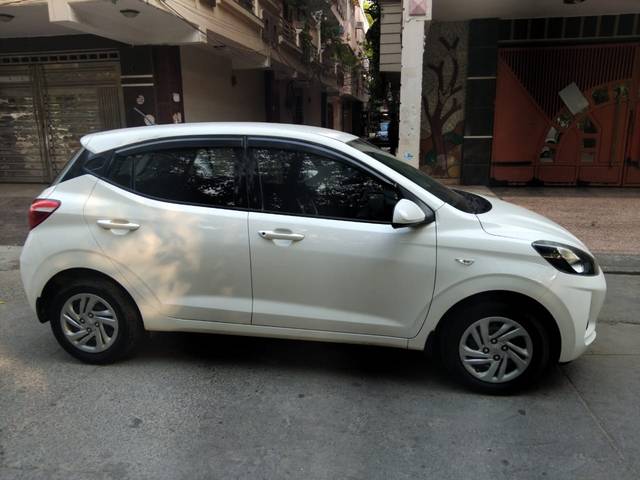 https://images10.gaadi.com/usedcar_image/4602821/original/880388e95ef27b6432e85cb43c1fd4f3.jpg?imwidth=6401