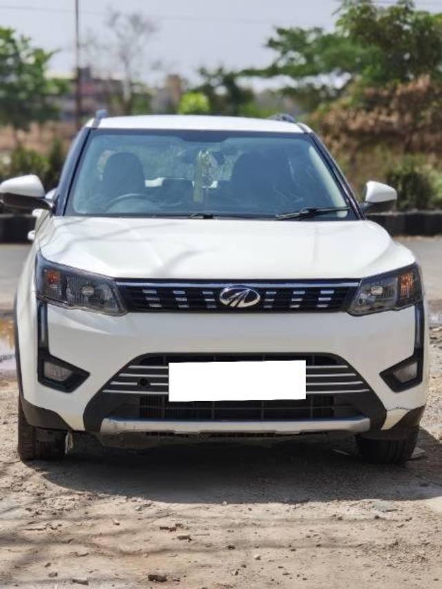 https://images10.gaadi.com/usedcar_image/4602830/original/processed_6f86d0af-5c57-467b-965e-1d0ad7b8ed09.jpg?imwidth=6400