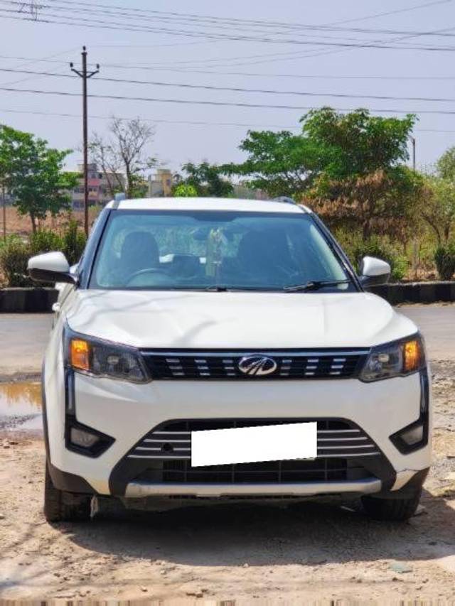 https://images10.gaadi.com/usedcar_image/4602830/original/processed_80a3ec5e-25ea-420d-b2bd-e30885ad3c95.jpg?imwidth=6402