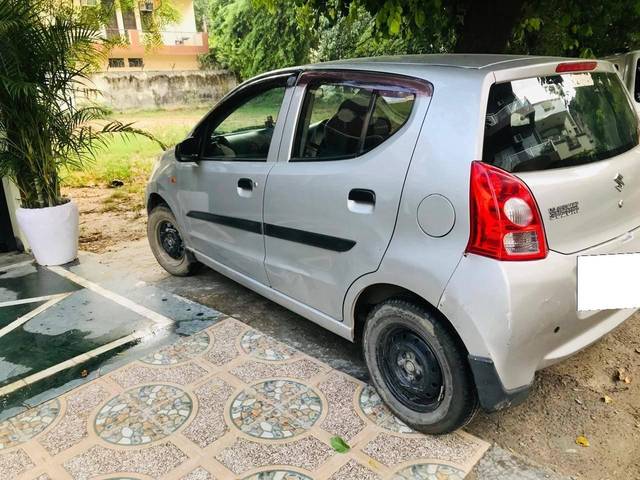 https://images10.gaadi.com/usedcar_image/4602835/original/processed_processed_7a5da57e-4a74-406a-9bc2-7c947e6a4e8a.jpg?imwidth=6402