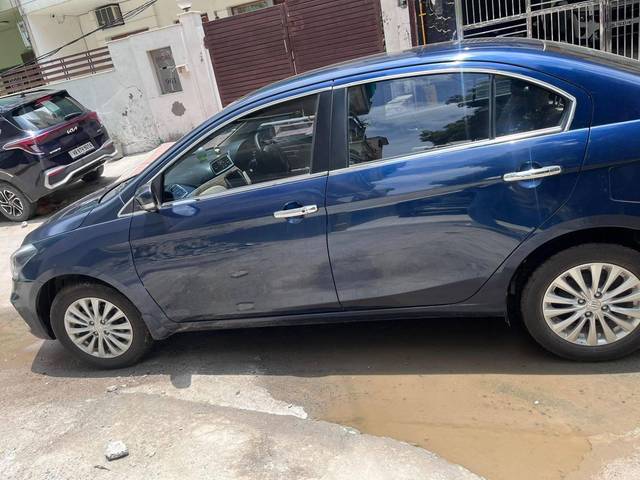https://images10.gaadi.com/usedcar_image/4602838/original/processed_processed_732703eb-7c04-48e0-9ae3-b3efebb2e1be.jpg?imwidth=6402