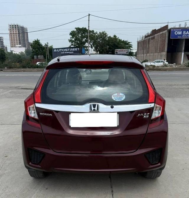 https://images10.gaadi.com/usedcar_image/4602875/original/processed_4f5584da292a67be933de13a73b1650d.jpg?imwidth=6402