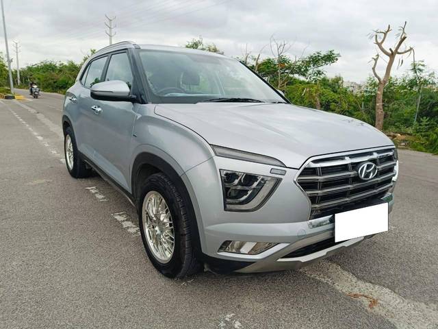https://images10.gaadi.com/usedcar_image/4602877/original/processed_d62153969645462def208dca10e58162.jpg?imwidth=6400