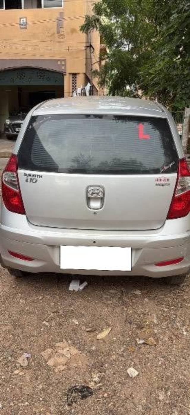 https://images10.gaadi.com/usedcar_image/4602880/original/processed_79cec9ed-0345-401c-80be-af79eb25b712.jpeg?imwidth=6401
