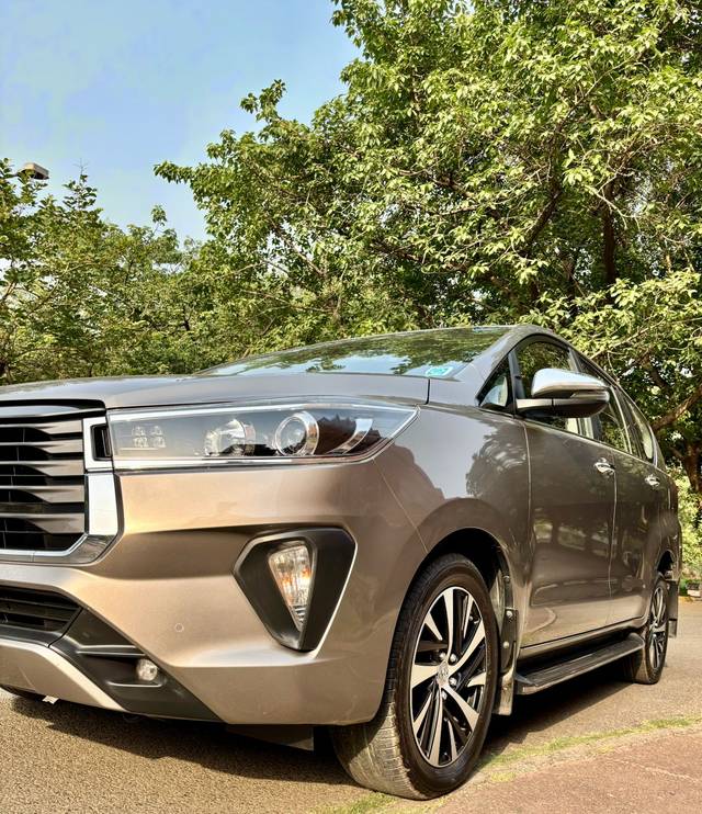 https://images10.gaadi.com/usedcar_image/4602884/original/e09d1d2cbeddede8ece2c0fd1b18ed5c.jpeg?imwidth=6400