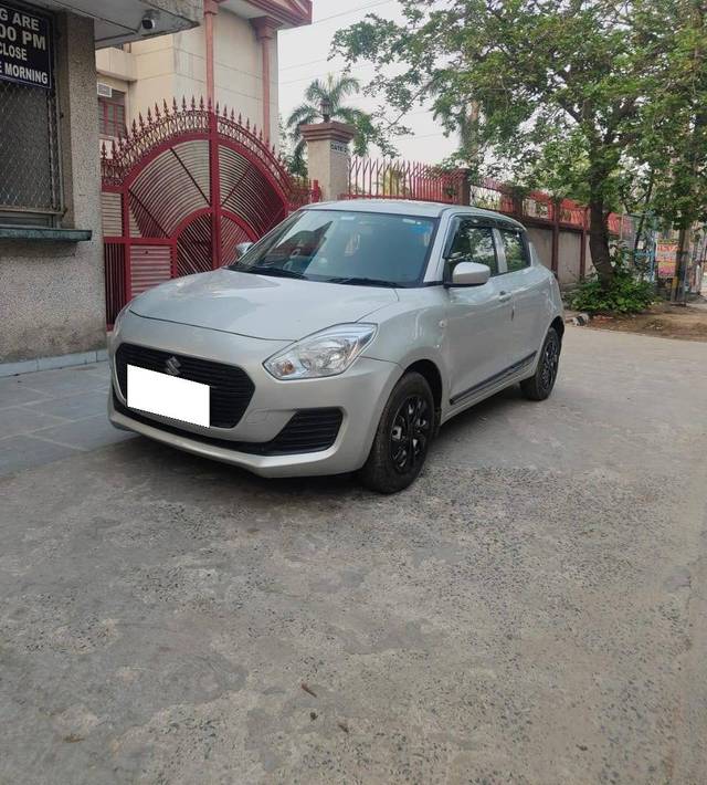 https://images10.gaadi.com/usedcar_image/4602901/original/processed_a77852de3630b323eccf271a0fe8c3d5.jpg?imwidth=6400
