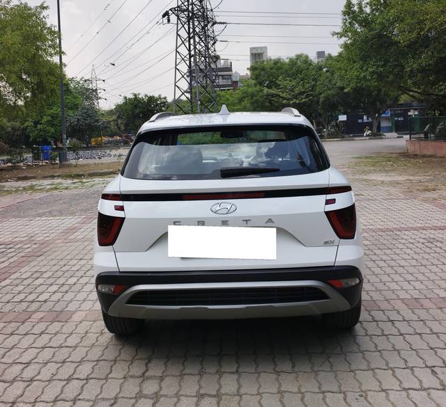 https://images10.gaadi.com/usedcar_image/4602905/original/processed_852fa0776f3559ec8b5ee9203bedbf64.jpg?imwidth=6402