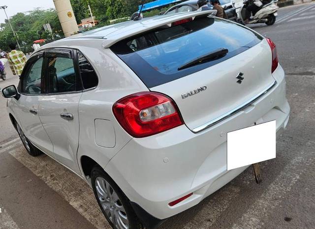 https://images10.gaadi.com/usedcar_image/4602926/original/processed_c8b3c2dd72da93af669f621ebae08805.jpg?imwidth=6402