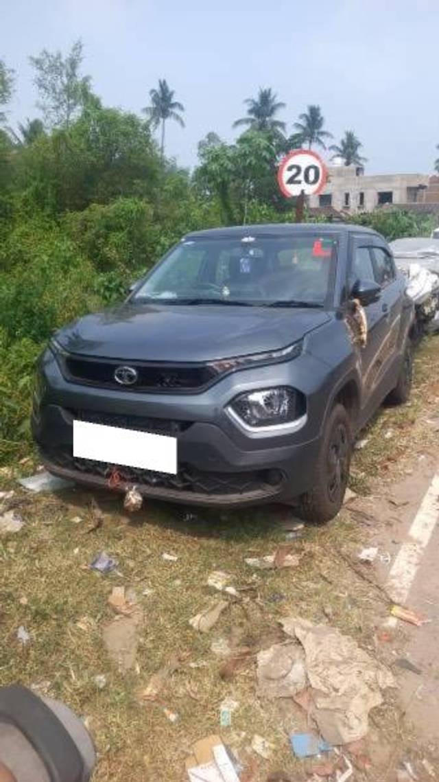 https://images10.gaadi.com/usedcar_image/4602934/original/processed_f1a1e357-7d7e-44e1-a464-d21cf1bfc24b.jpeg?imwidth=6400