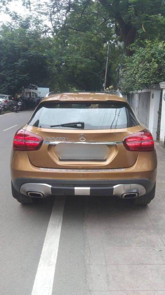 https://images10.gaadi.com/usedcar_image/4602956/original/processed_57c204dde73e8555518172dc8b60d476.png?imwidth=6402