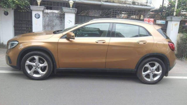 https://images10.gaadi.com/usedcar_image/4602956/original/processed_d40ff6698ab87a3a033dcac2582da3c3.png?imwidth=6401