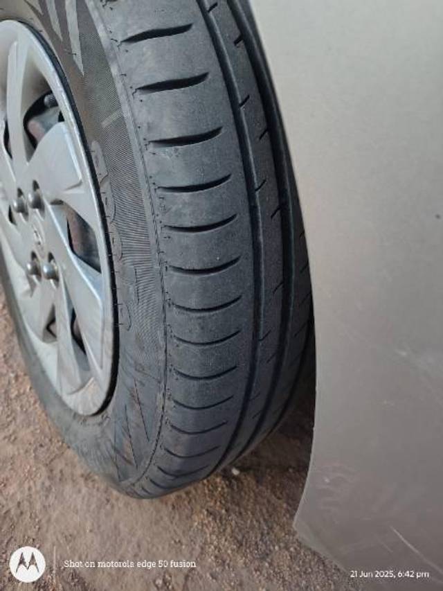 https://images10.gaadi.com/usedcar_image/4603007/original/processed_e60b1ca7-cfd3-4713-a1ad-8f050d9e2795.jpg?imwidth=6402
